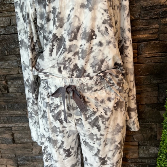 Gray Tie-Dye Women's Jumpsuit - Picture 3 of 10